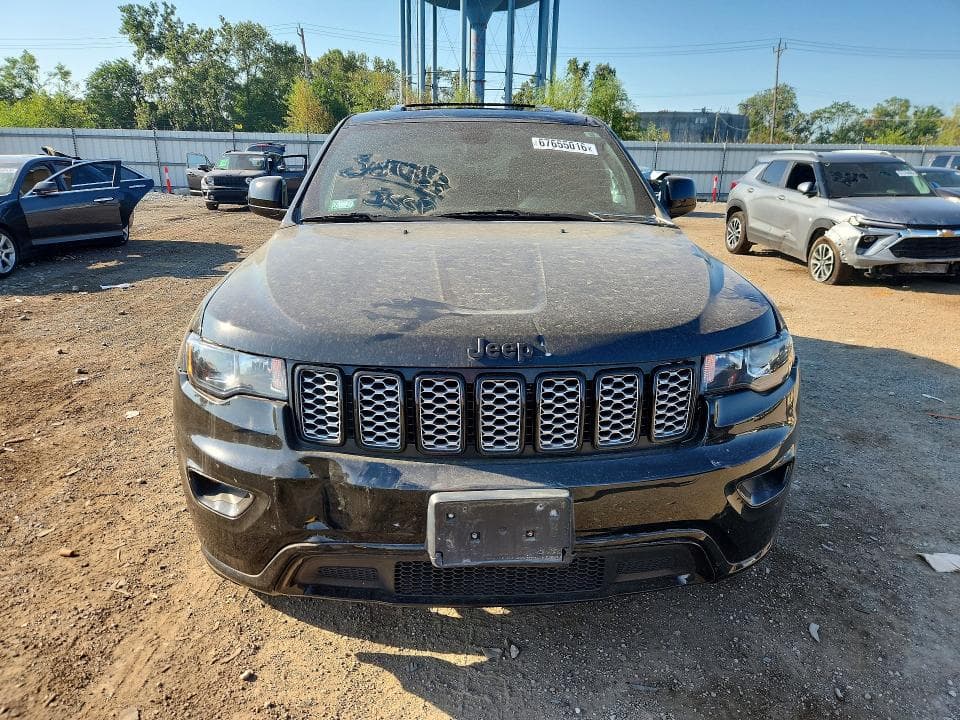 2017 JEEP GRAND CHEROKEE LAREDO 5