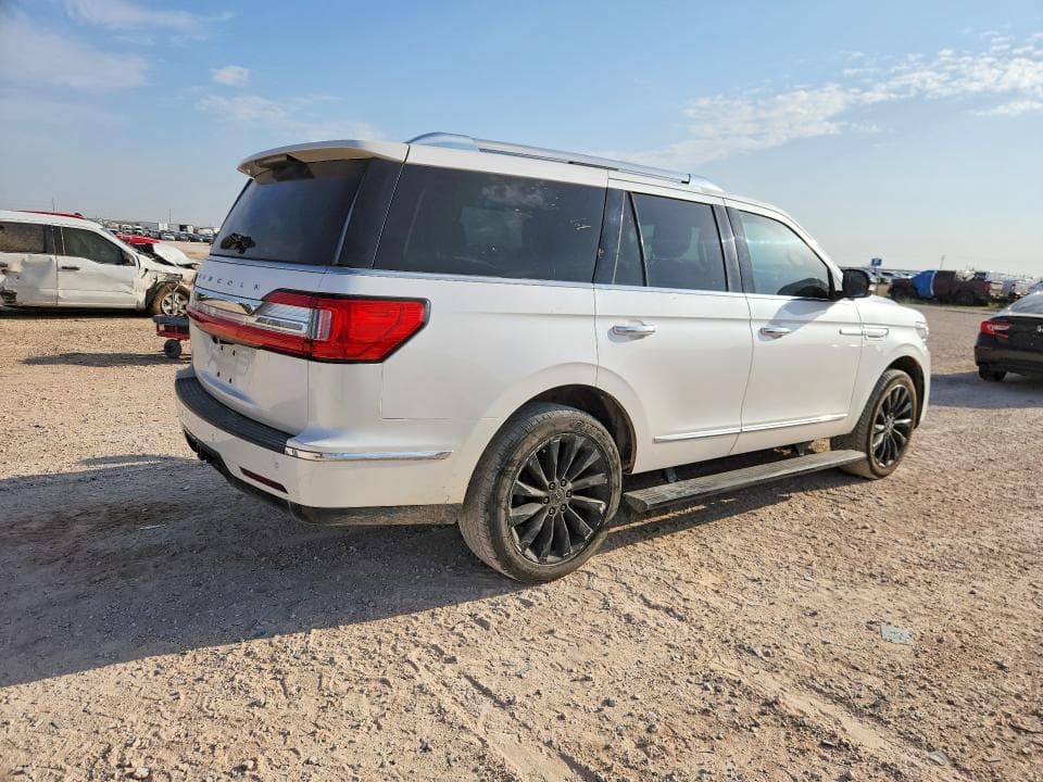 2018 LINCOLN NAVIGATOR SELECT 3