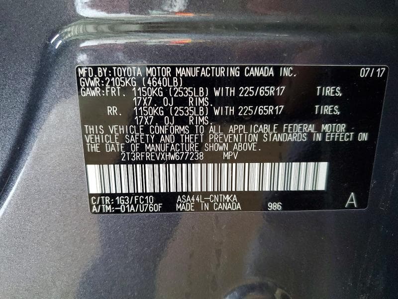2017 TOYOTA RAV4 XLE 13