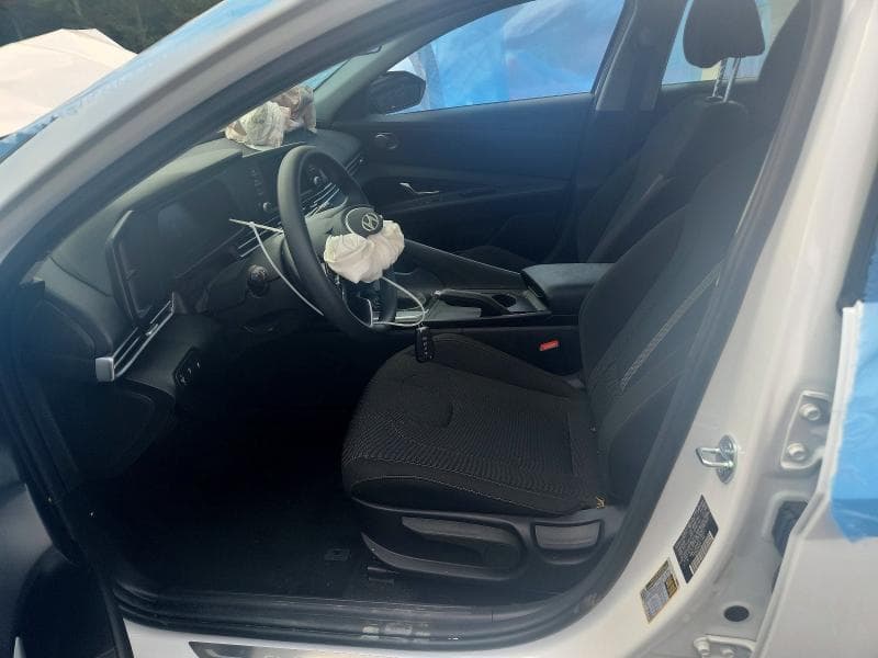 2026 HYUNDAI ELANTRA SE 7