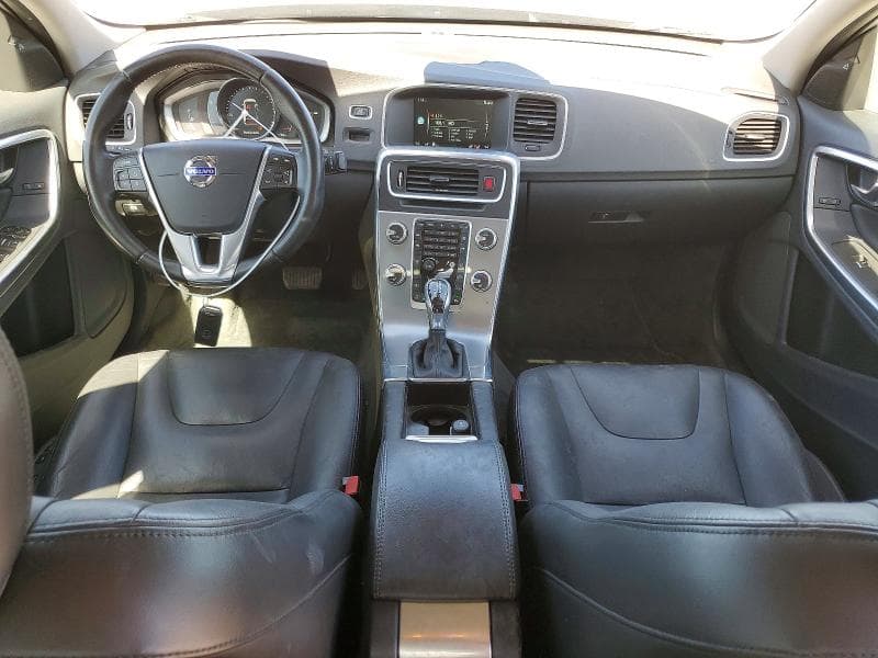 2017 VOLVO S60 PREMIER 8