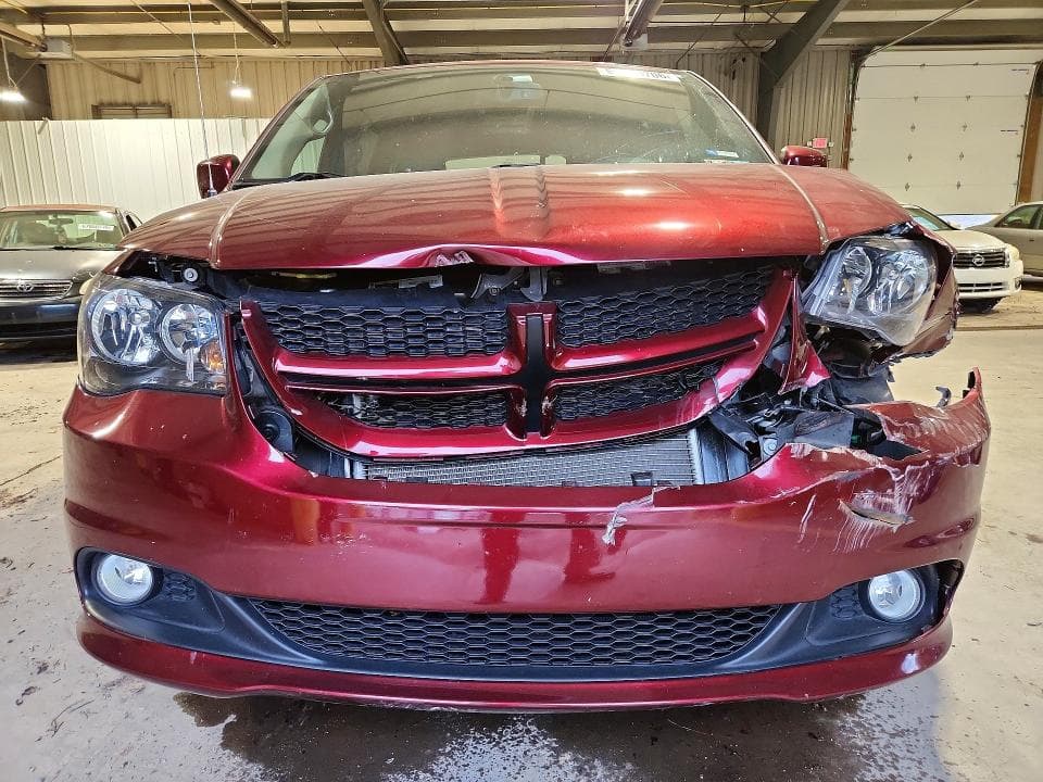 2017 DODGE GRAND CARAVAN GT 5