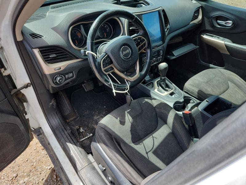 2017 JEEP CHEROKEE LATITUDE 8