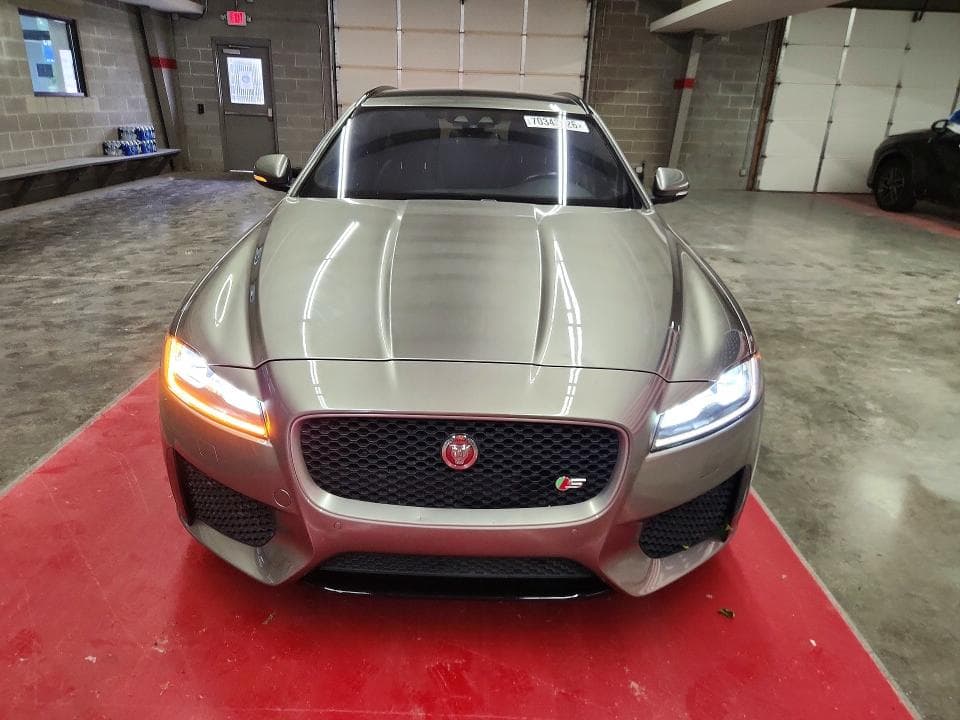 2018 JAGUAR XF S 5