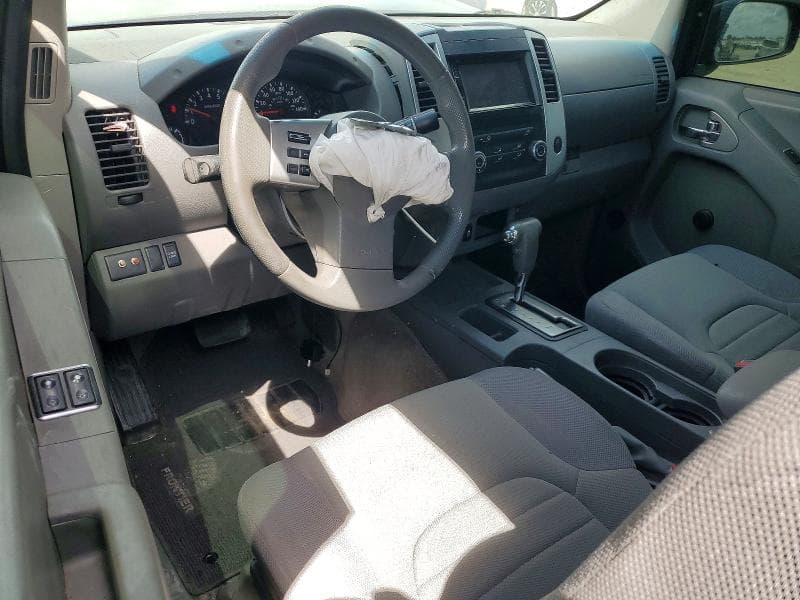 2017 NISSAN FRONTIER S 8