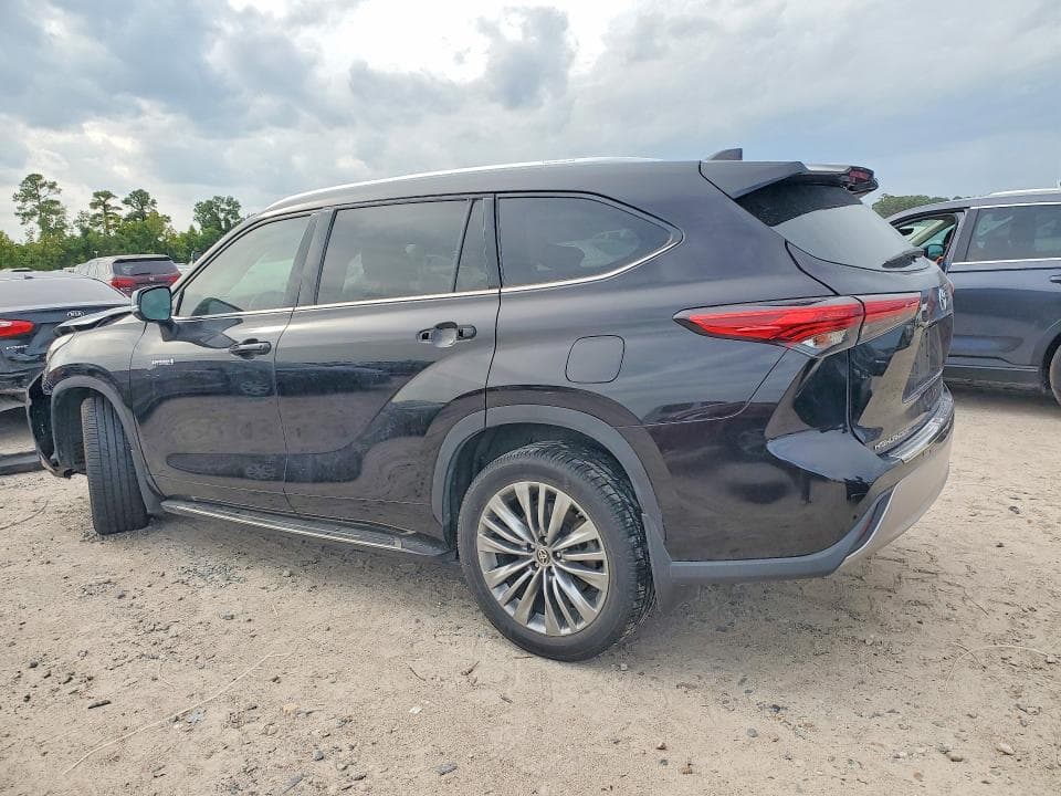 2021 TOYOTA HIGHLANDER HYBRID PLATINUM 2