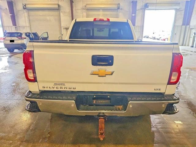 2017 CHEVROLET SILVERADO K1500 LTZ 6