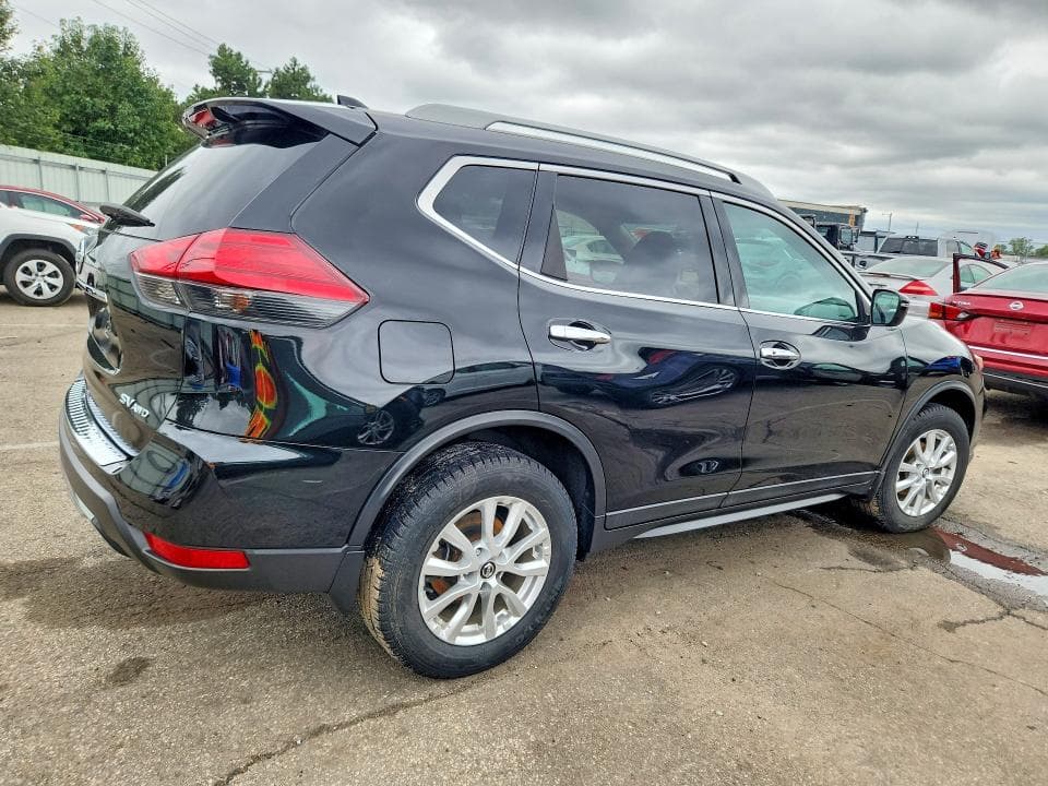 2017 NISSAN ROGUE SV 3
