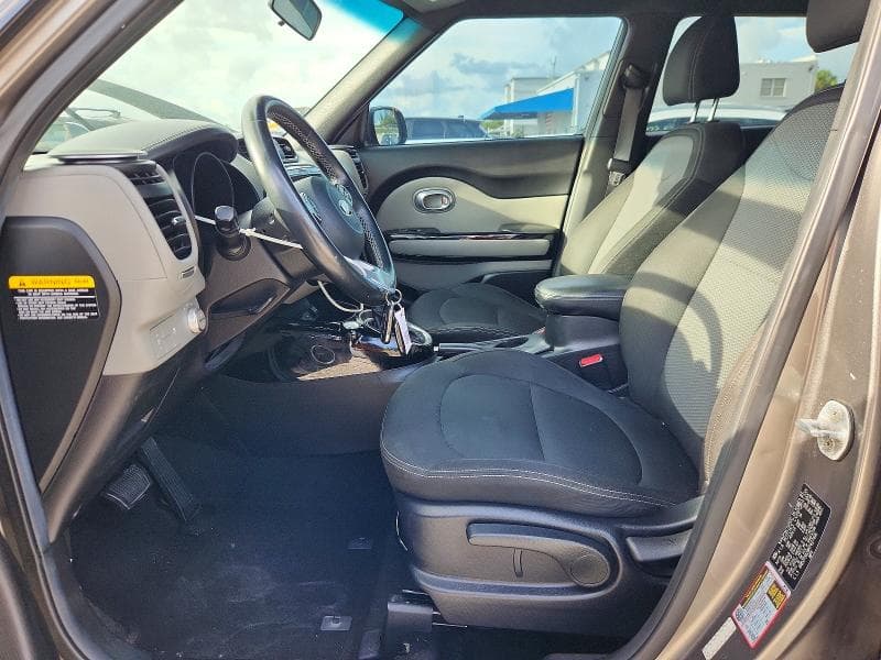 2017 KIA SOUL + 7