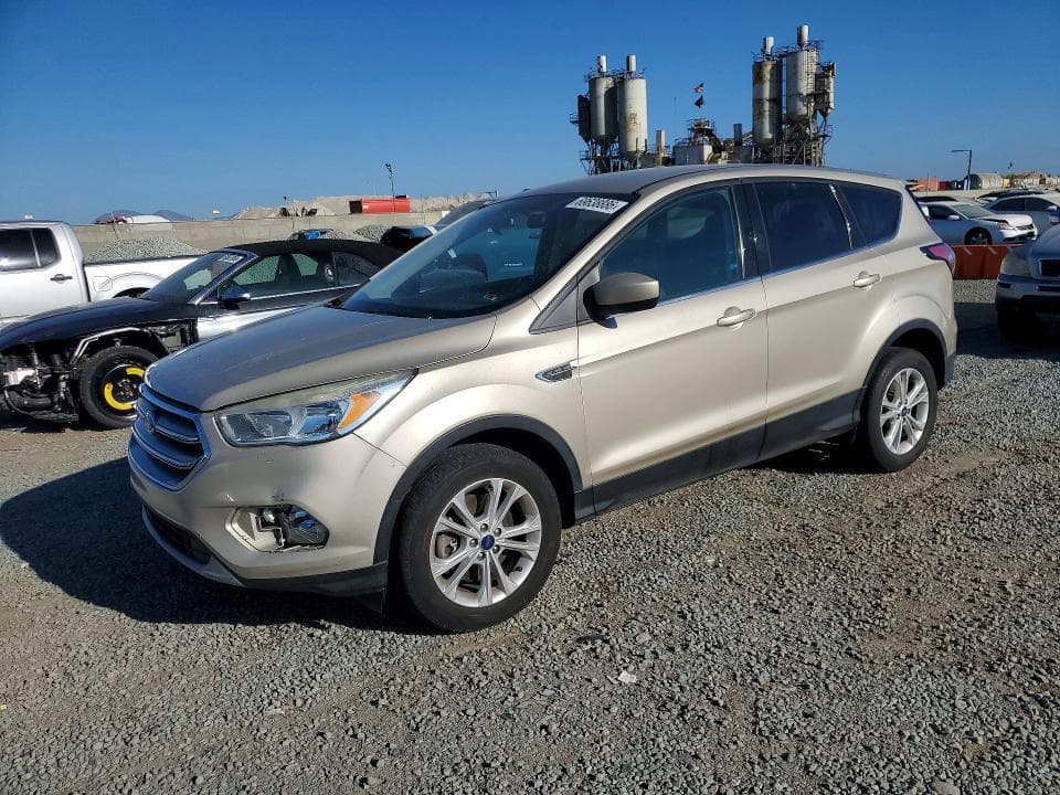2017 FORD ESCAPE SE - 1