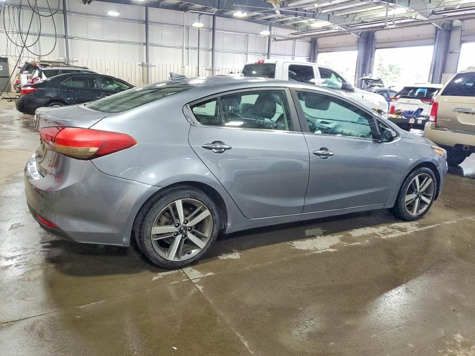 2017 KIA FORTE EX 3