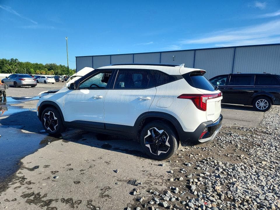 2025 KIA SELTOS S 2
