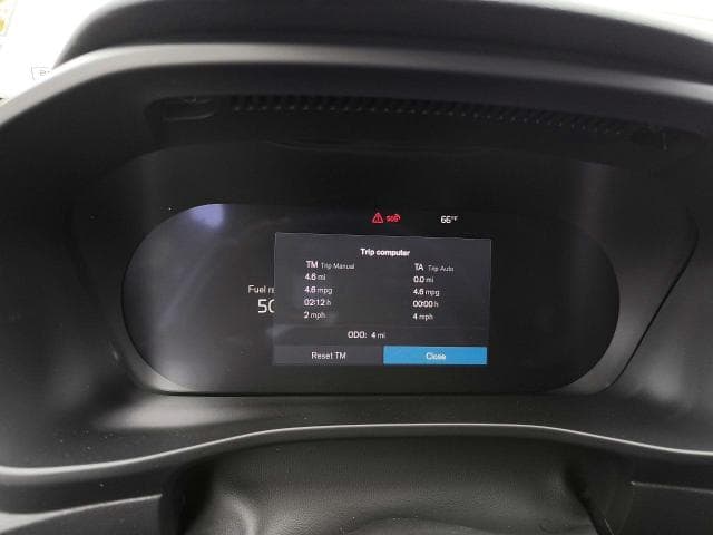 2026 VOLVO XC40 PLUS 8