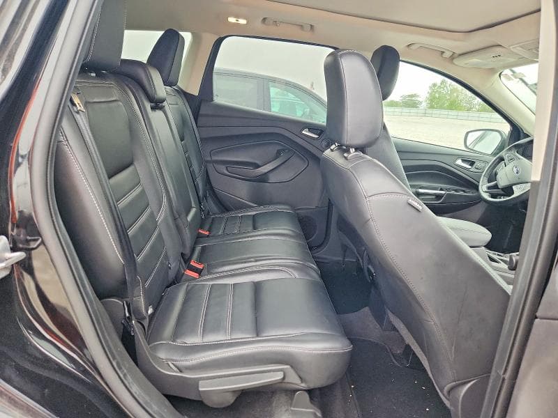 2019 FORD ESCAPE TITANIUM 10