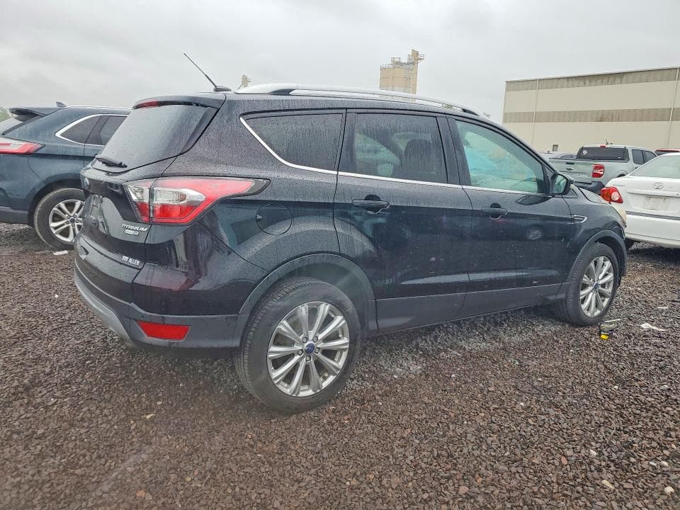 2017 FORD ESCAPE TITANIUM 3
