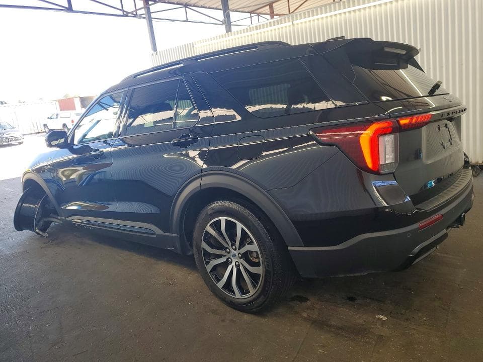 2025 FORD EXPLORER ST-LINE 2