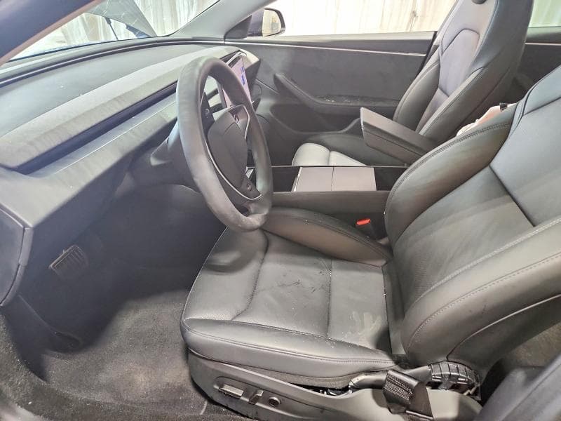 2025 TESLA MODEL 3 7