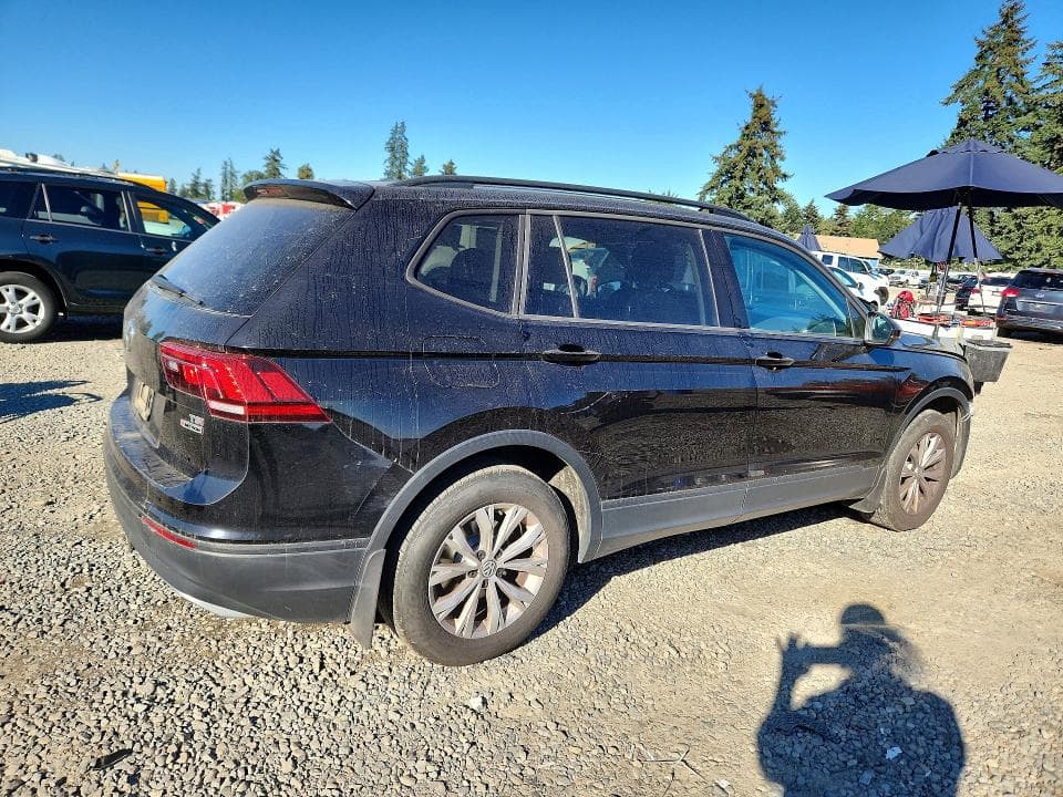 2018 VOLKSWAGEN TIGUAN S 3