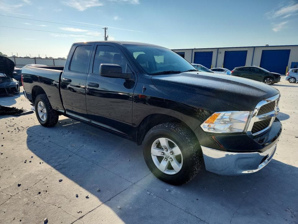 2024 RAM 1500 CLASSIC SLT 4