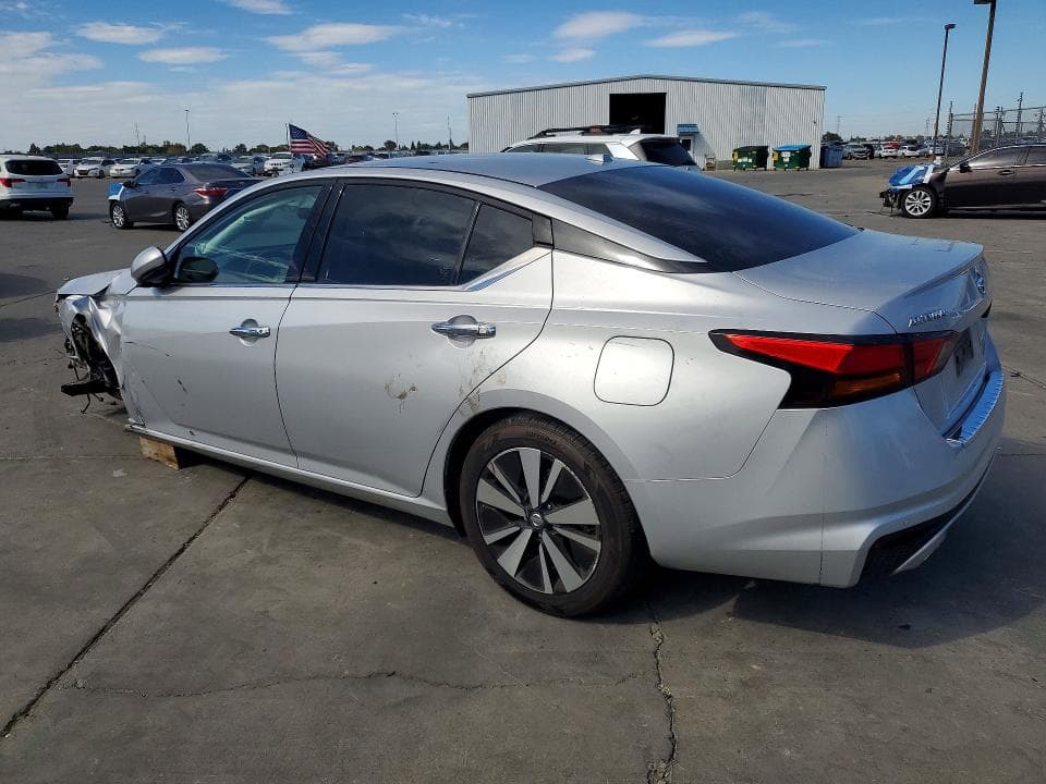 2019 NISSAN ALTIMA SV 2