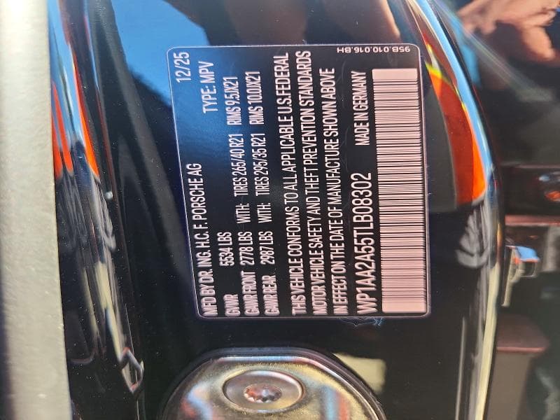 2026 PORSCHE MACAN BASE 13