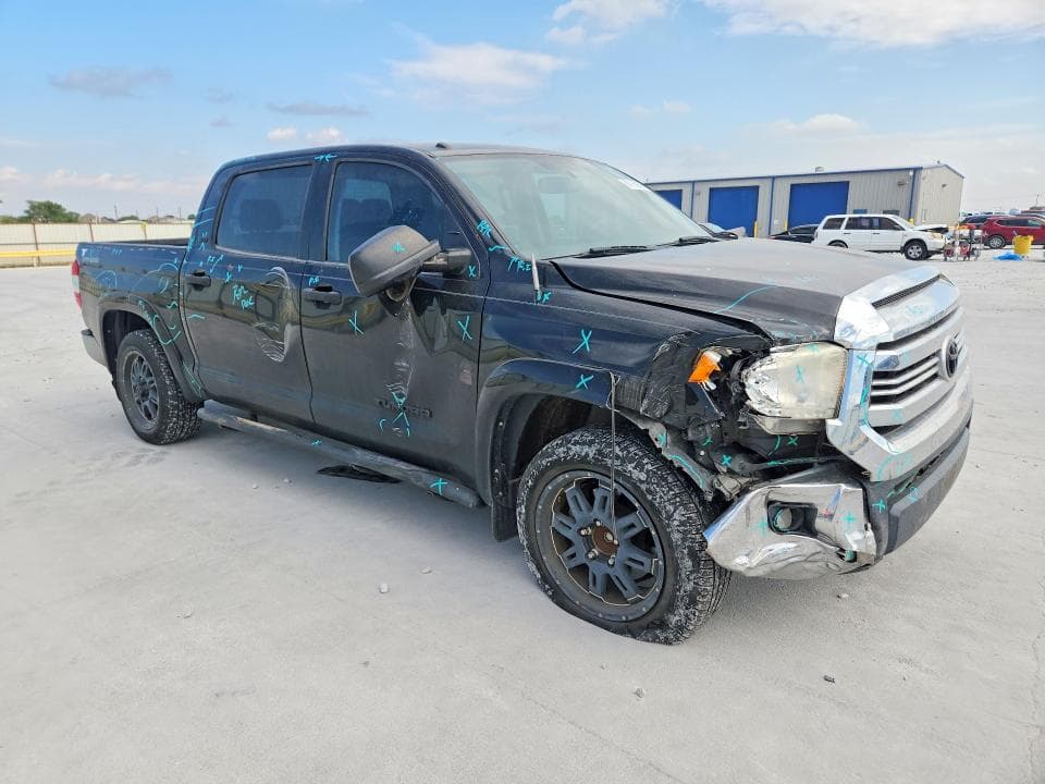 2017 TOYOTA TUNDRA CREWMAX SR5 4