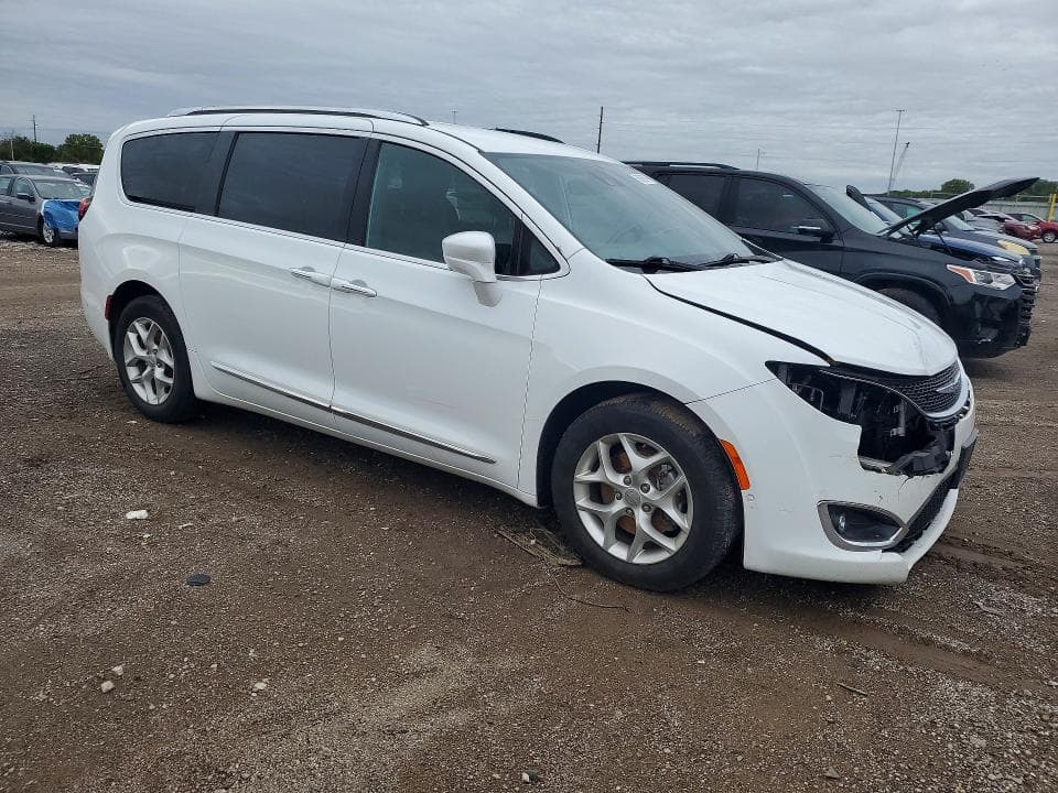 2020 CHRYSLER PACIFICA TOURING L 4