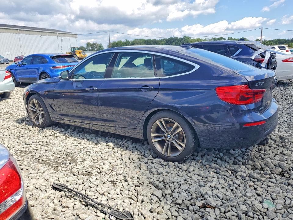 2017 BMW 330 XIGT 2