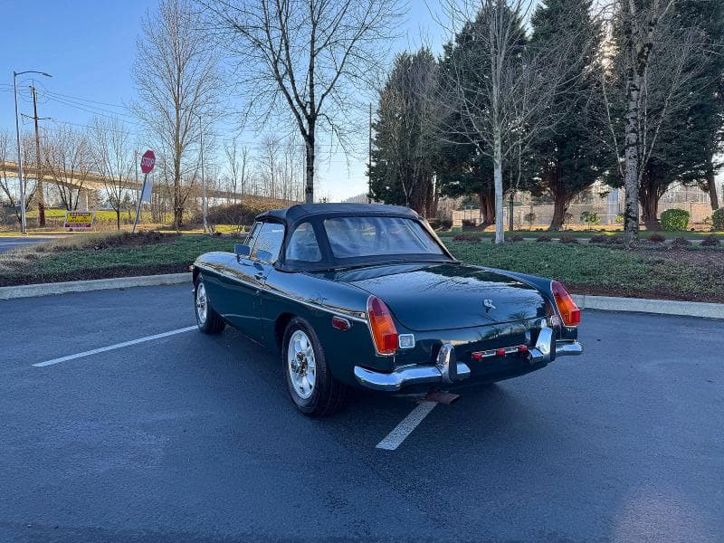 1972 MGB CONVERTABL 4- SPEED OVERDRIVE 3