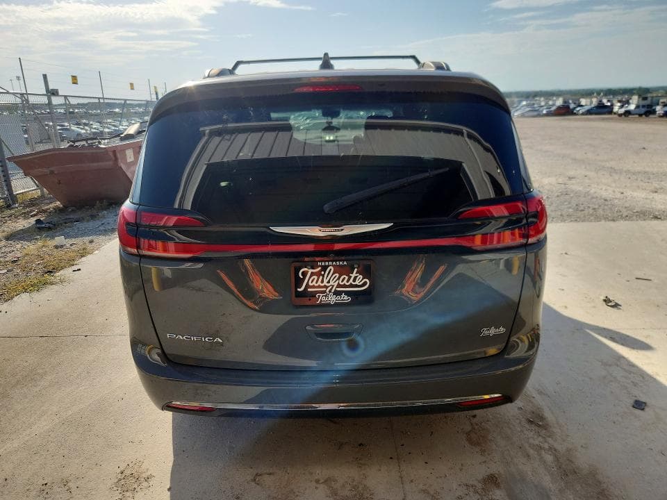 2022 CHRYSLER PACIFICA TOURING L 6