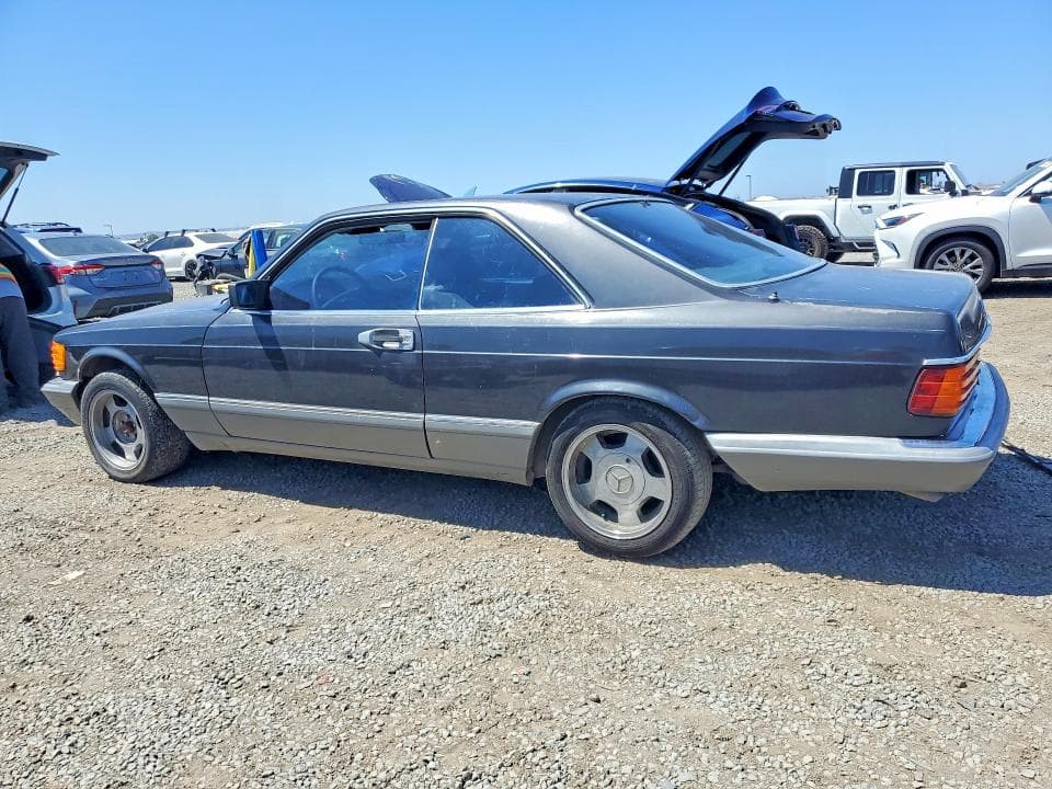 1986 MERCEDES-BENZ 560 SEC 2