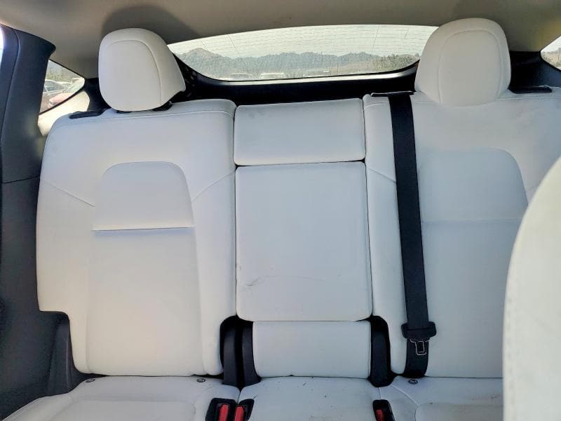 2022 TESLA MODEL Y 10