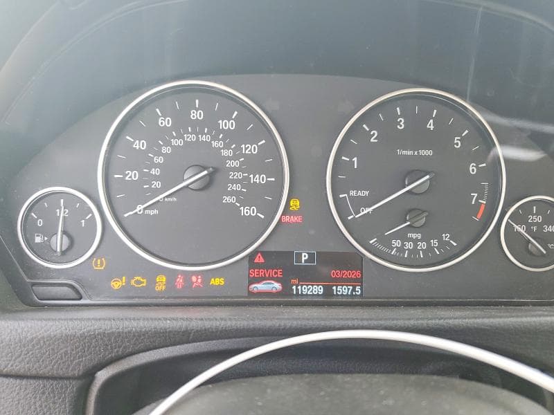 2017 BMW 320 XI 9