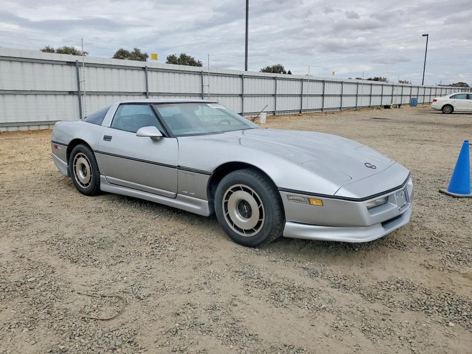 1984 CHEVROLET CORVETTE 4