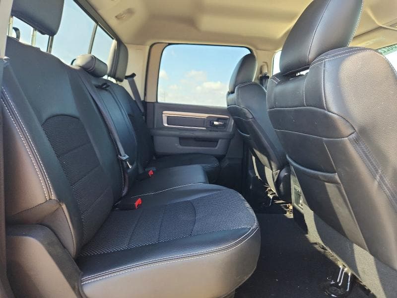 2017 RAM 1500 SLT 10