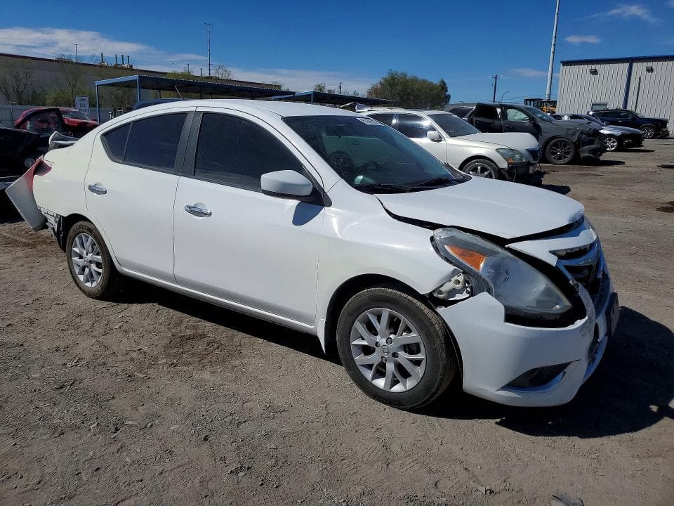 2017 NISSAN VERSA 1.6 S 4