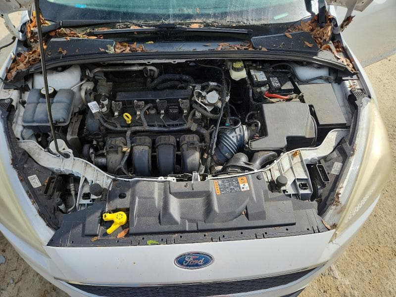 2017 FORD FOCUS SE 11