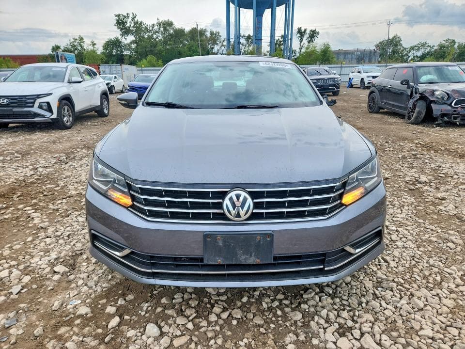 2017 VOLKSWAGEN PASSAT S 5