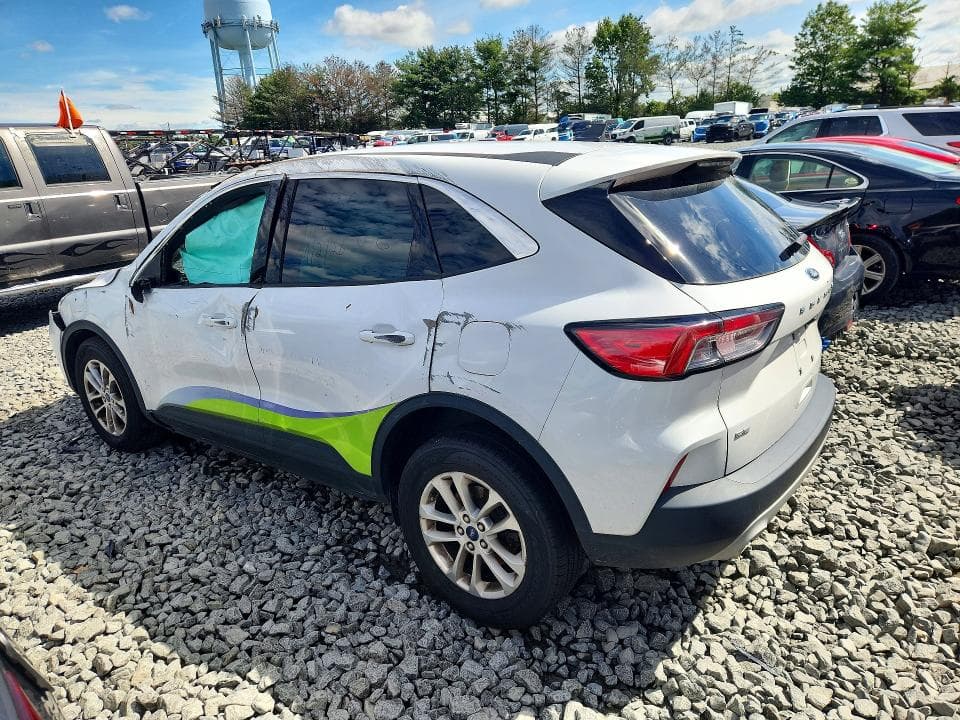 2022 FORD ESCAPE SE 2