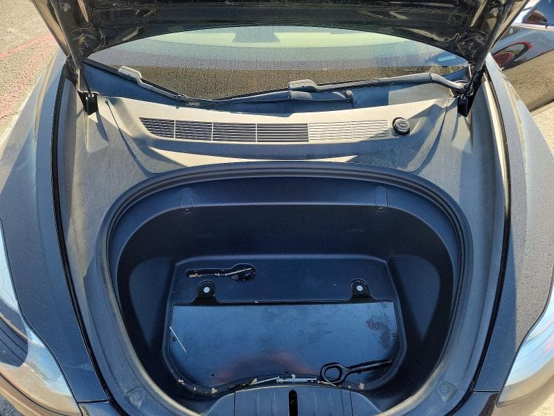 2018 TESLA MODEL 3 11