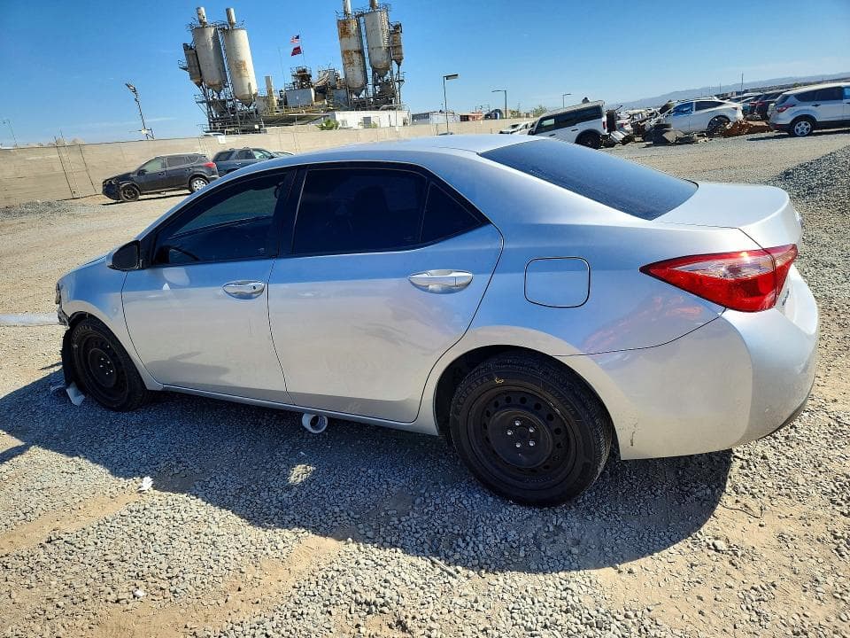 2017 TOYOTA COROLLA LE 2