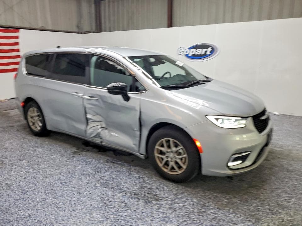 2026 CHRYSLER PACIFICA SELECT 4