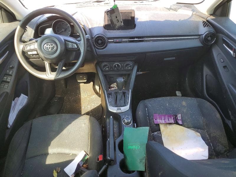 2019 TOYOTA YARIS L 8