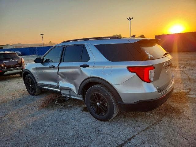 2021 FORD EXPLORER XLT 2