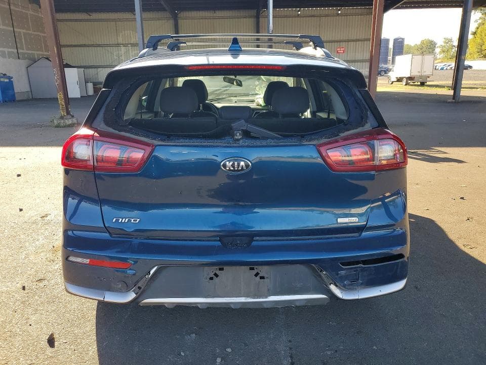 2019 KIA NIRO LX 6