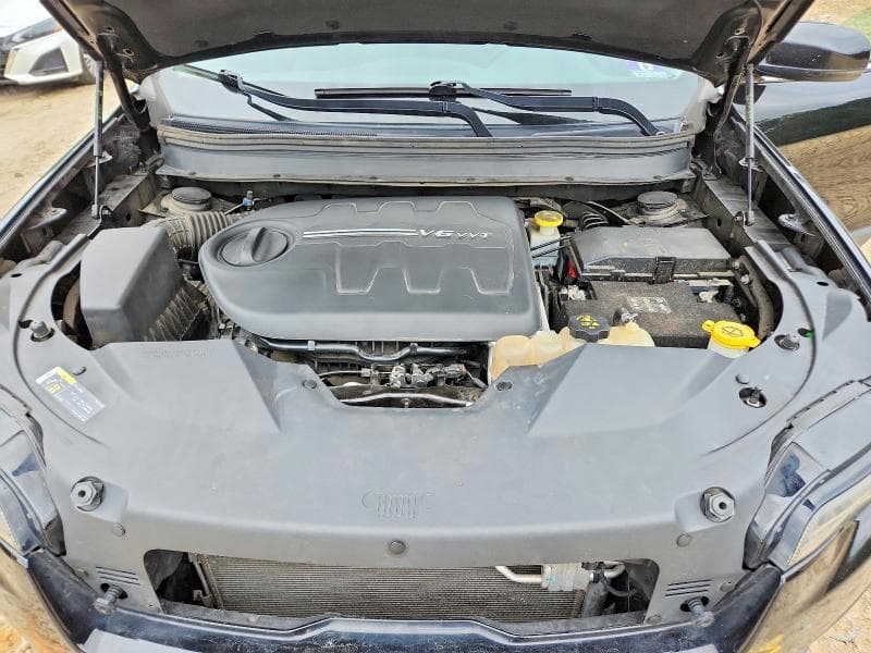 2019 JEEP CHEROKEE LIMITED 12