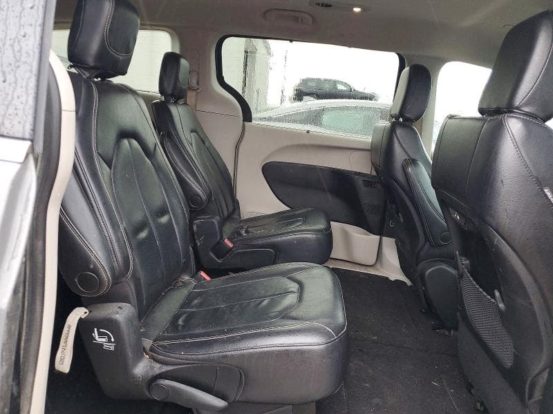 2022 CHRYSLER PACIFICA TOURING L 11