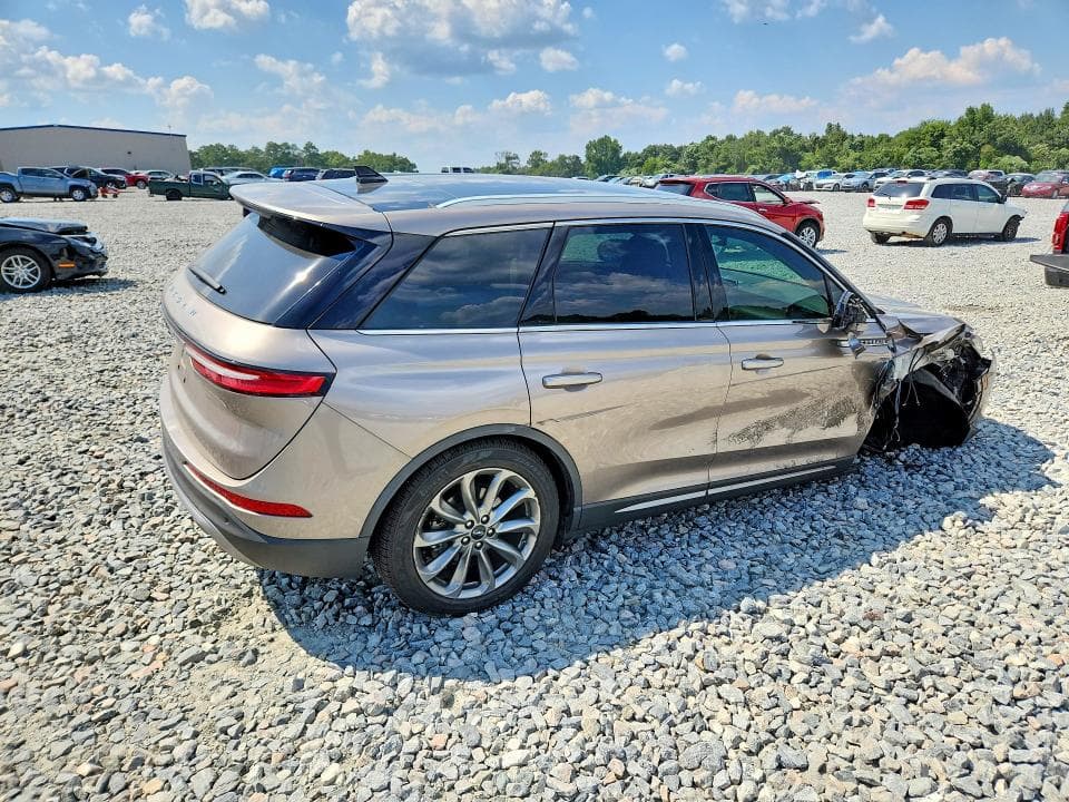 2020 LINCOLN CORSAIR 3