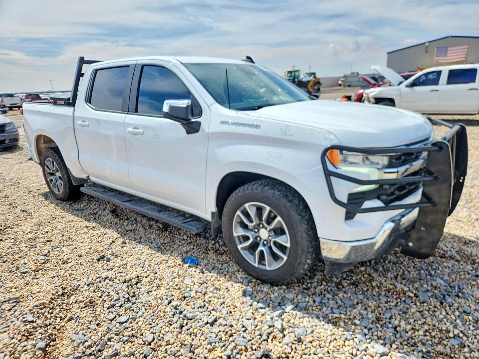 2023 CHEVROLET SILVERADO C1500 LT 4