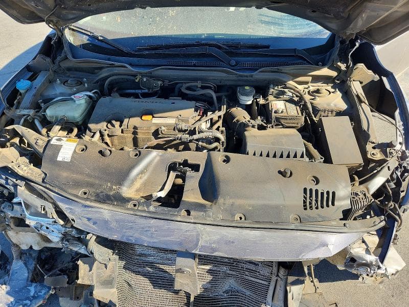 2018 HONDA CIVIC LX 11